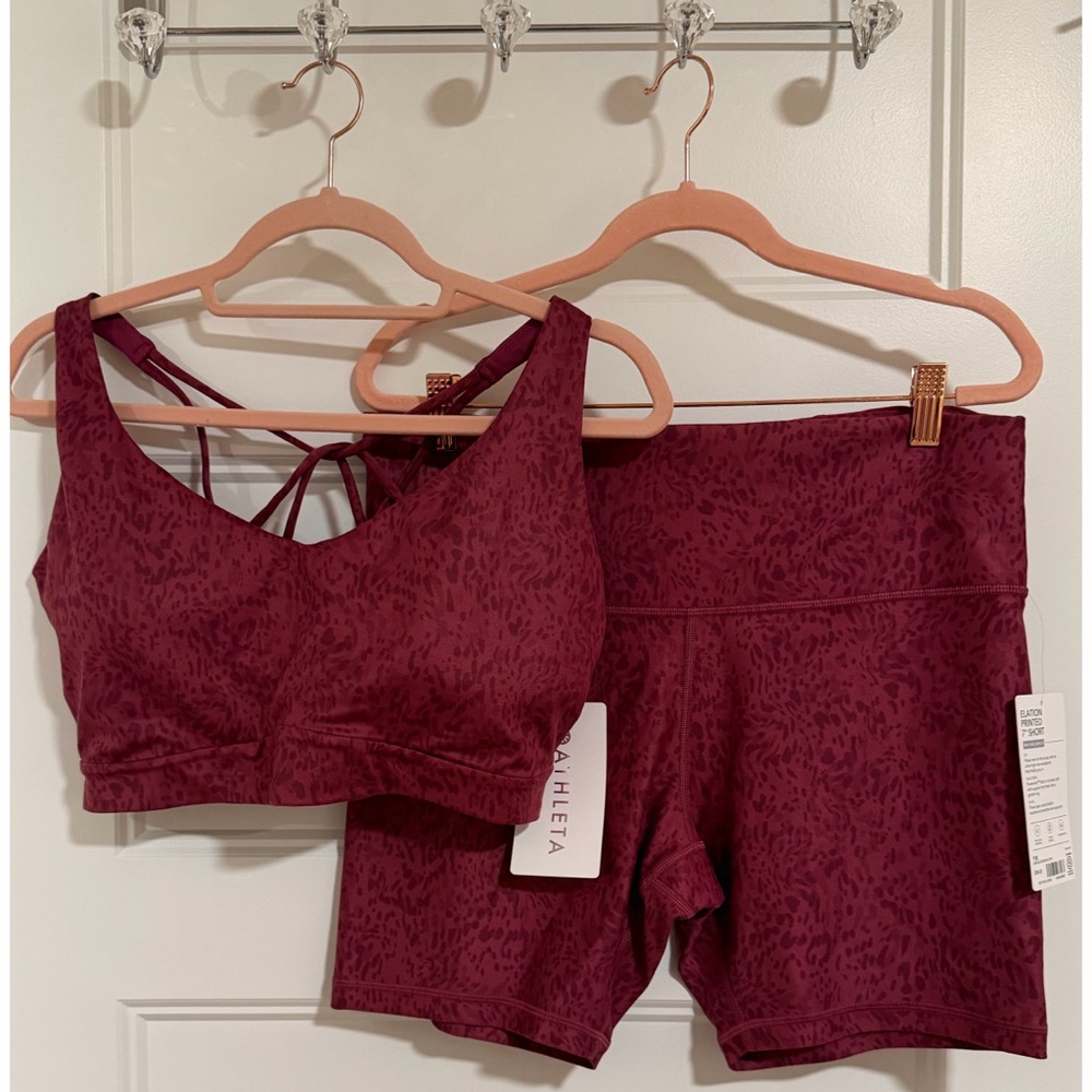 Athleta Solace Printed Sports Bra in Berry NWT SZ XL - Picture 4 of 12